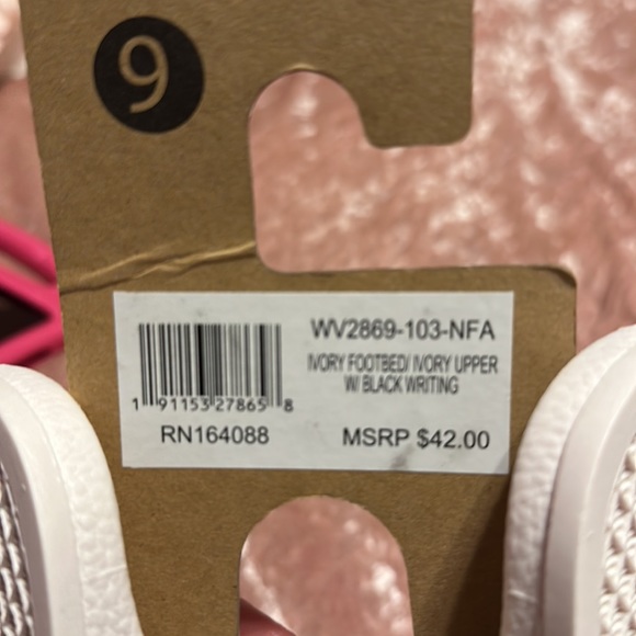 Slides - Picture 3 of 3